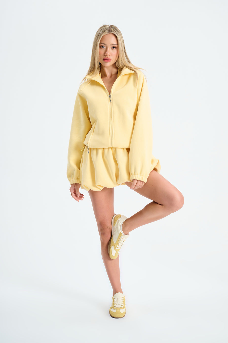 COZY SWEATSHIRT / SARI